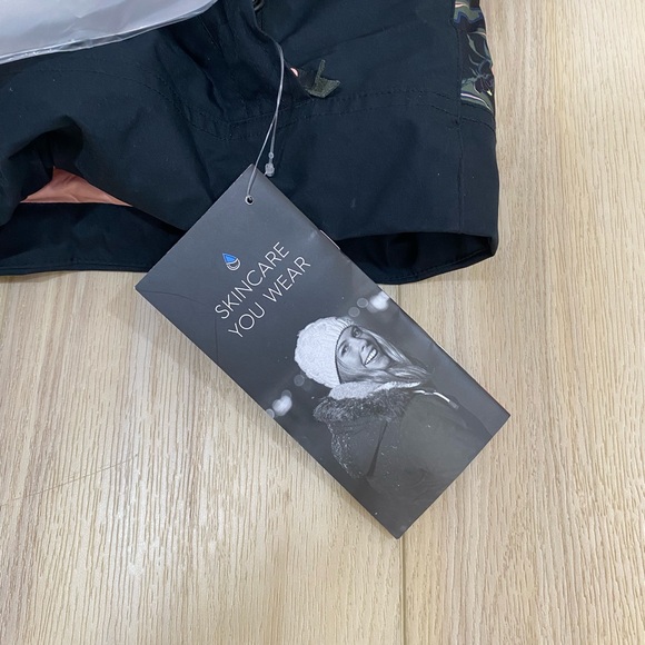 NWT Roxy Women Jet Ski Dry Flight Ski Snow Jacket Floral Size M Waterproof - Picture 4 of 16